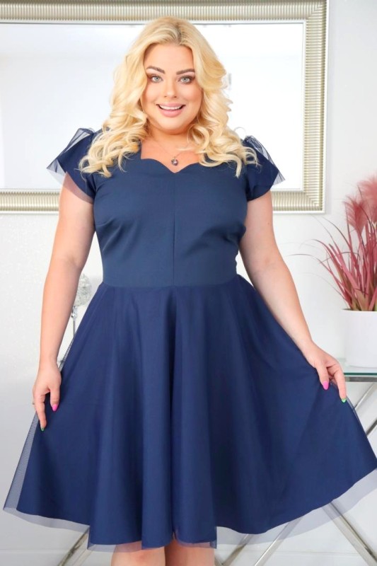 Sukienka plus size z tiulowym dołem. KOD S1090 (r. 48-54)   