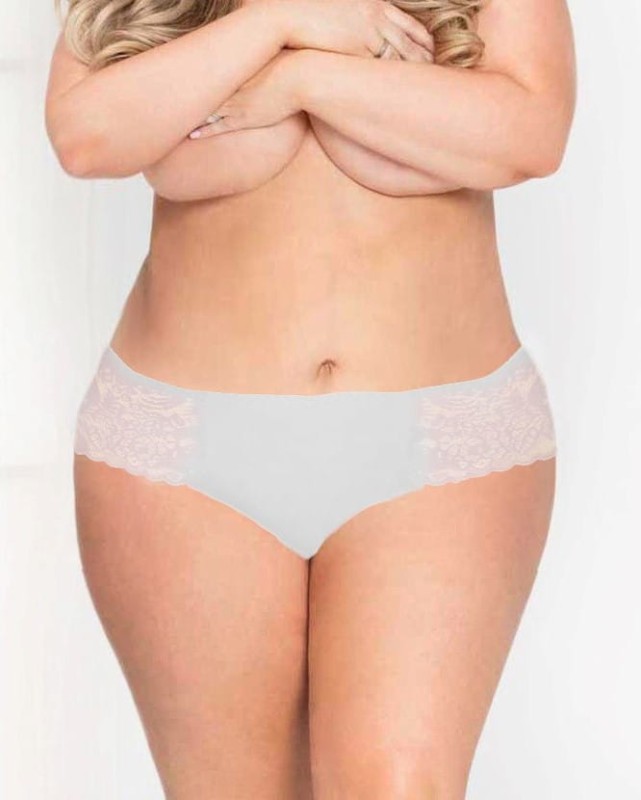 Koronkowe stringi plus size RIO  ( r. 44-54)  KOMPLET 