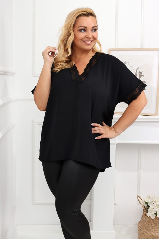 Bluzka plus size z koronką i rękawkiem FION ( r. 48-54)  