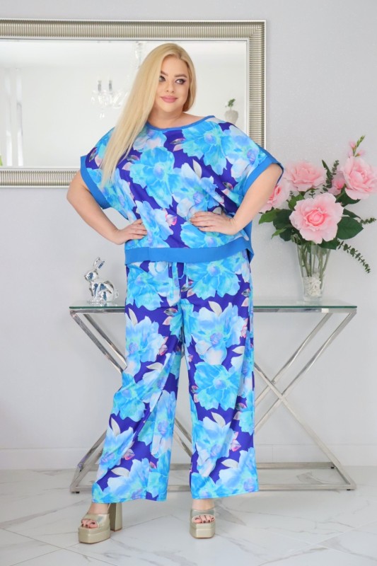 Komplet damski plus size – bluzka i spodnie z naturalnej tkaniny w kwiaty ( r. 46-52)        