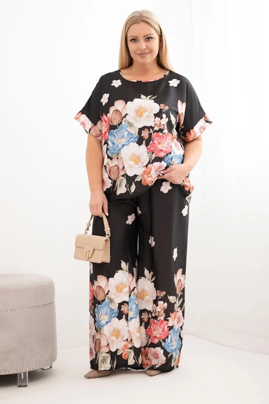Komplet damski Plus Size z bluzką i spodniami w kwiaty z szeroką nogawką ( r. 46-48)