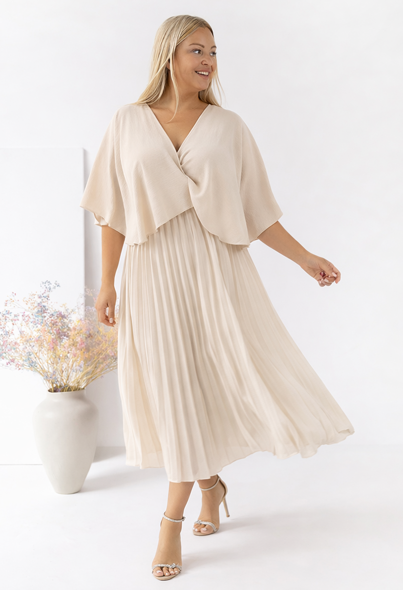 Sukienka plisowana plus size z kopertowym dekoltem ( r. 48-52)  