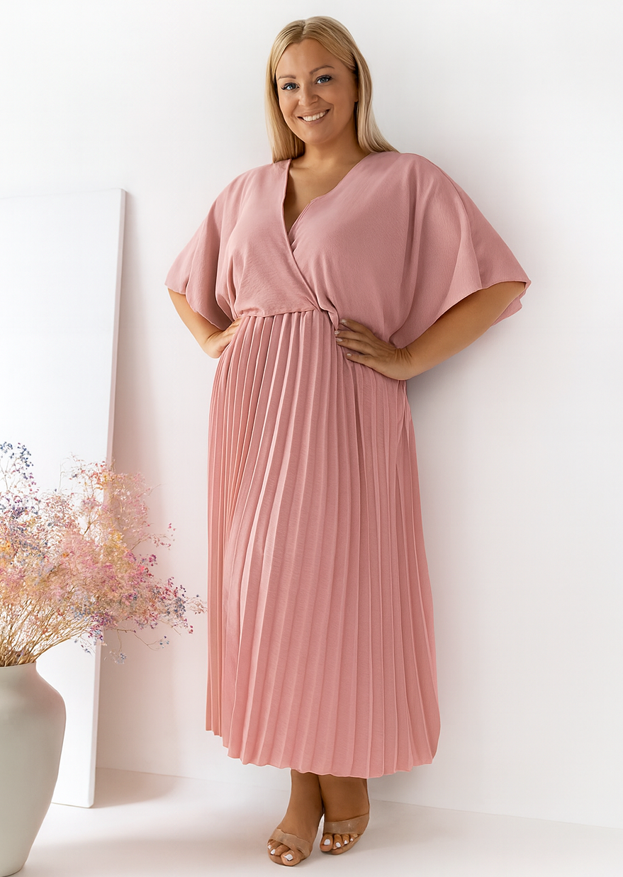 Sukienka plus size plisowana z kopertowym dekoltem (48-52) 