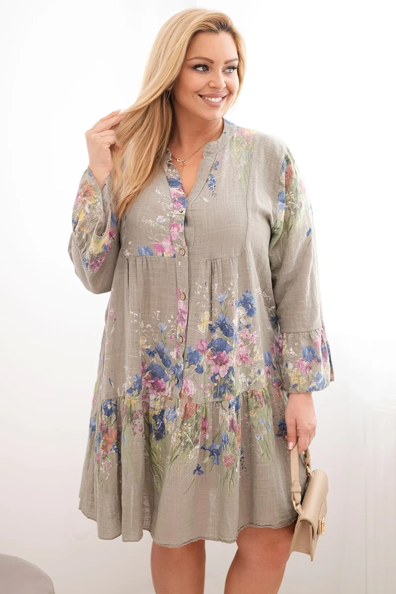Sukienka damska bawełniana oversize z falbaną i guzikami Plus Size  FLOWER (r.46-48)     