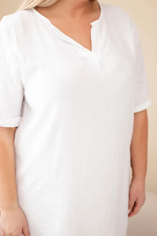 Sukienka damska wiskozowa oversize z dekoltem V Plus Size (r.46-48) 