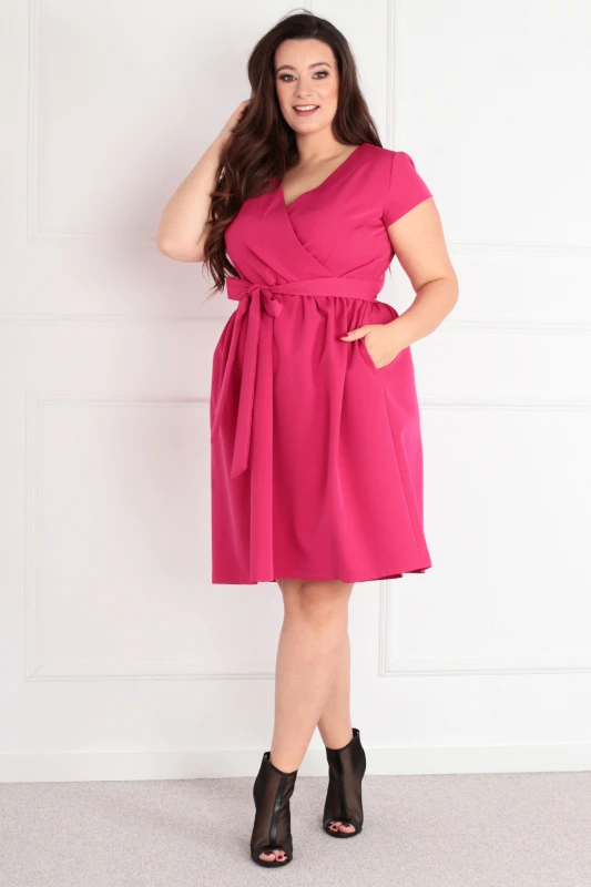 Sukienka plus size wiązana w talii  COCO (L. r 44-52)  