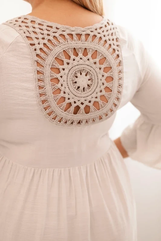 Sukienka plus size z ażurowymi plecami ( r. 44-50) - 100 % wiskoza  