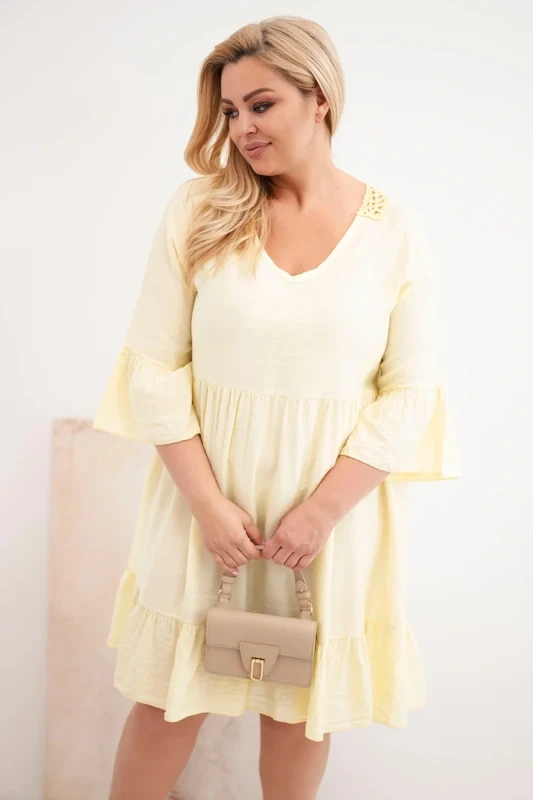 Sukienka plus size z ażurowymi plecami ( r. 44-50) - 100 % wiskoza 
