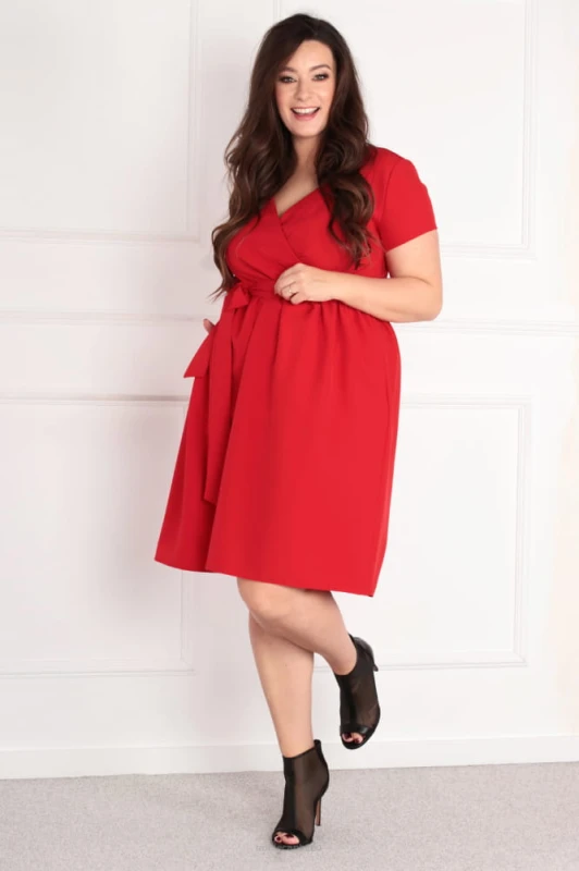 COCO -  Sukienka plus size wiązana w talii ( r. 44-52)   
