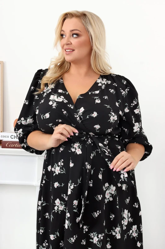 Sukienka plus size Salma czarna w kwiaty (r. 44-54) 