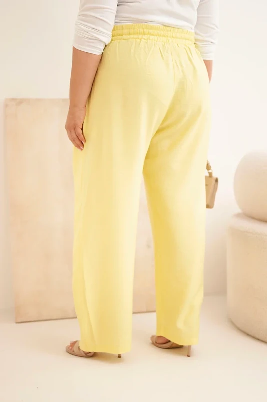 Spodnie damskie bawełniane Plus Size z gumką w pasie ( r. 48-54) mod 8118 