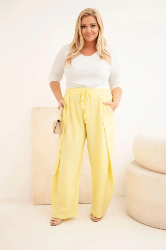 Spodnie damskie bawełniane Plus Size z gumką w pasie ( r. 48-54) mod 8118 