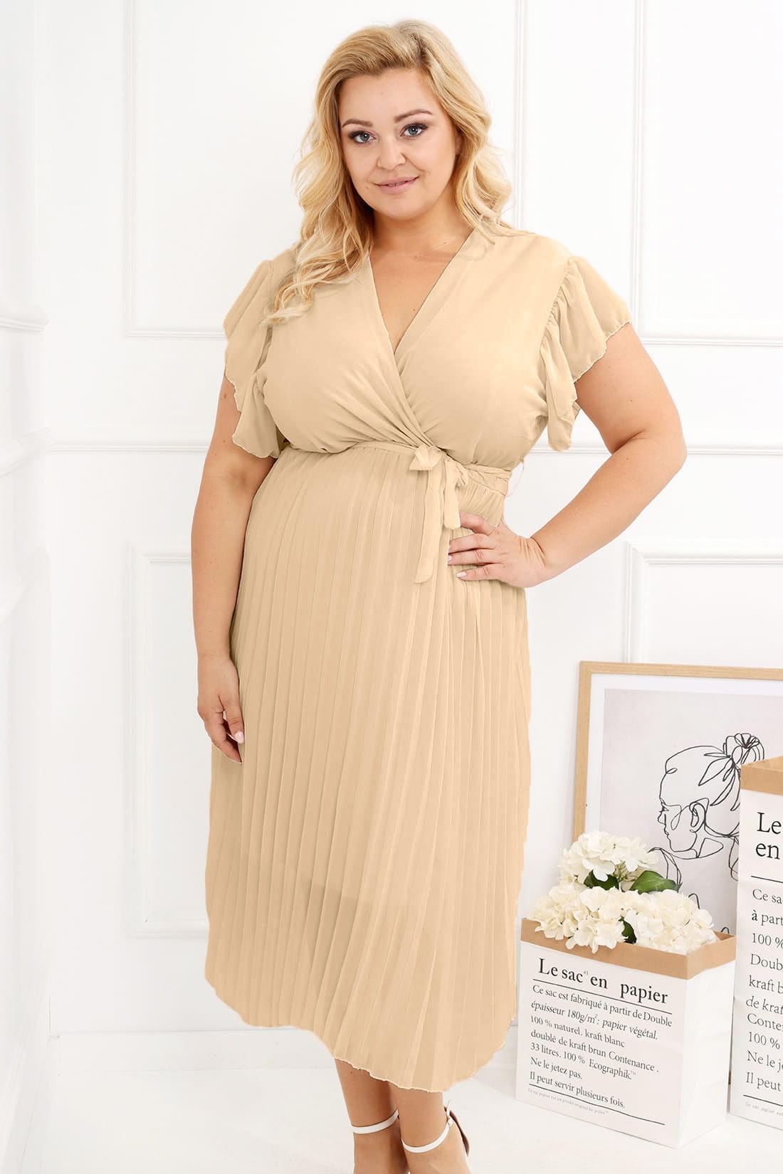 Plisowana sukienka plus size midi  (r. 46- 52)  