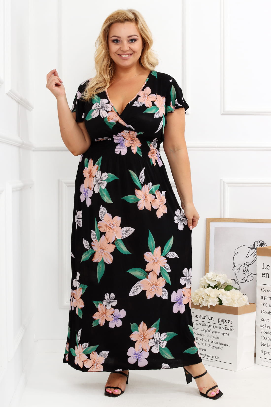 Sukienka maxi plus size Lasti ( r. 44-52) 