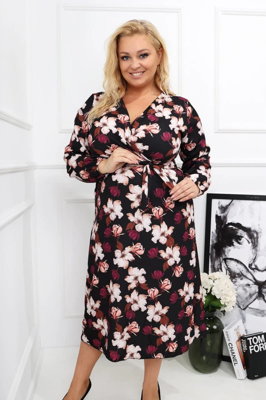 Sukienka plus size w kwiatowy print MERCII w kwiaty  ( r. 42-50)   