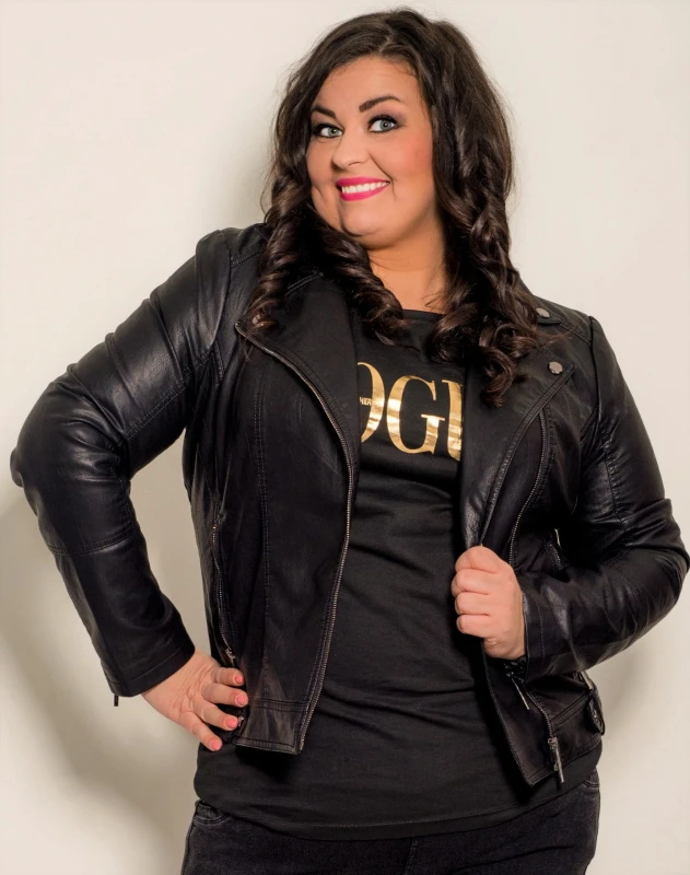 Ramoneska plus size ERILA (r.44-52) 
