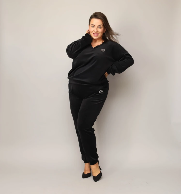 Welurowy komplet dresowy plus size MONE dekolt V ( r. 44-54)   