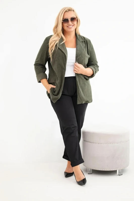 Marynarka Plus Size Sztruksowa z Klapami i Kieszeniami (r.44/46)    