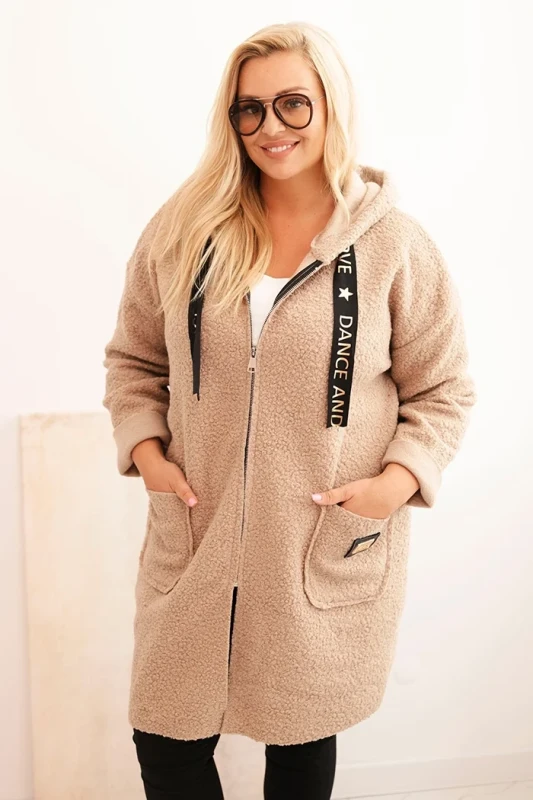 Płaszcz damski Plus Size ze sztucznego baranka z kapturem i kieszeniami ( r. 48-52)  