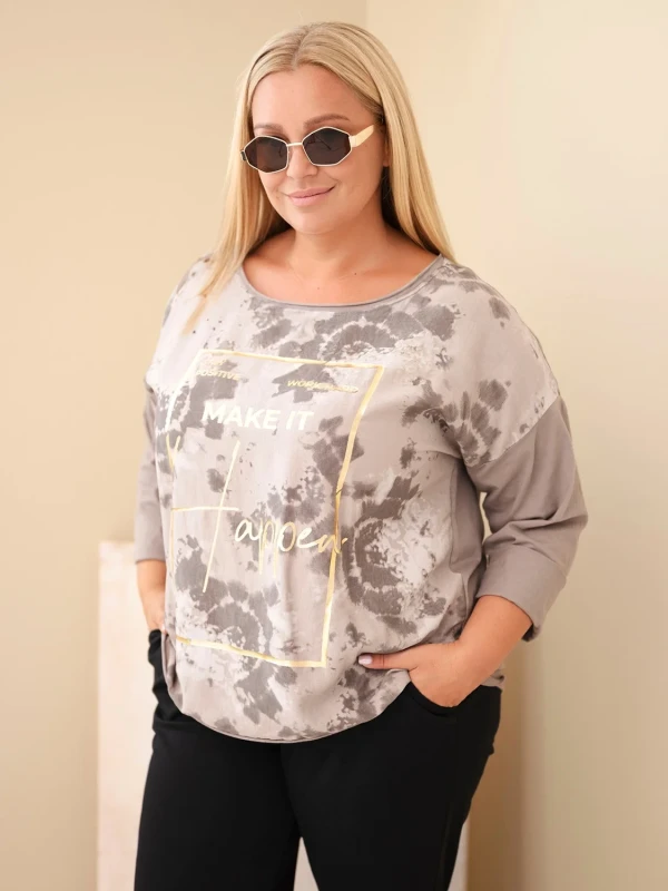 Bluzka damska Plus Size z ozdobnym nadrukiem i wiskozą(r. 46/50)      