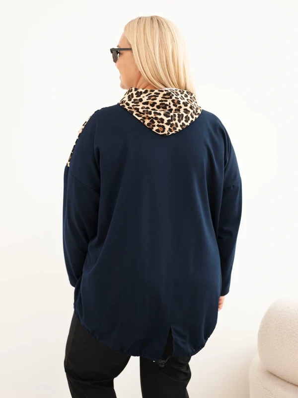 Bluza damska Plus Size z kapturem i ozdobnymi wstawkami (r.50-56)