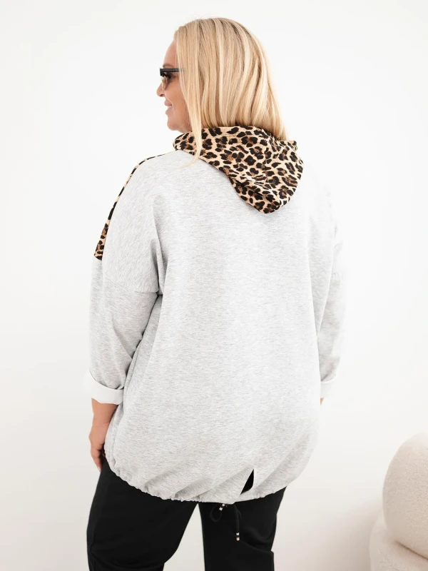 Bluza damska Plus Size z kapturem i ozdobnymi wstawkami (r.50-56)     