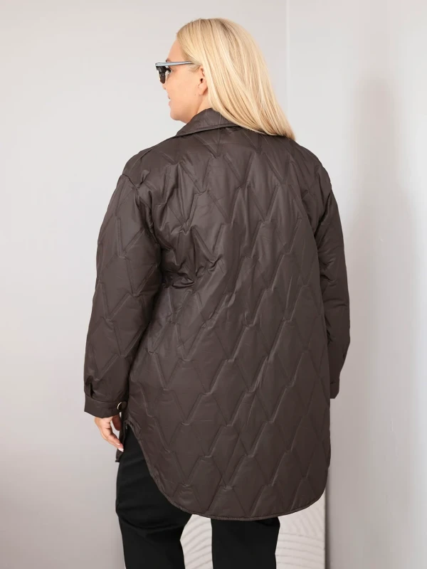 Kurtka damska Plus Size pikowana z kołnierzem i kieszeniami (r.44/46)     