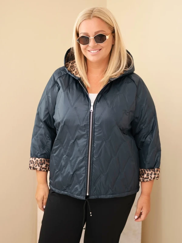 Kurtka damska Plus Size z kapturem i ozdobnym wykończeniem (r.46/50)  