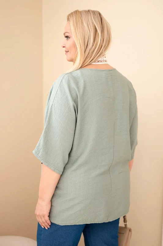 Bluzka damska Plus Size z ozdobną apaszką 100% wiskoza (r. 46/48)