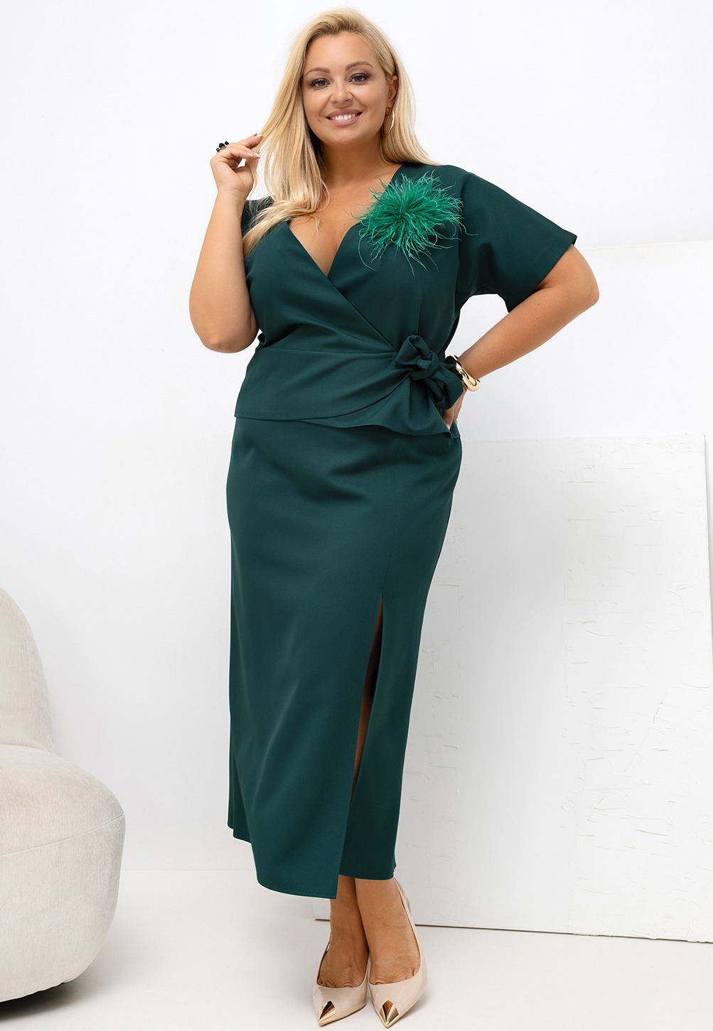 Komplet damski Plus Size AURA bluzka kopertowa i spódnica midi (r.46-52)