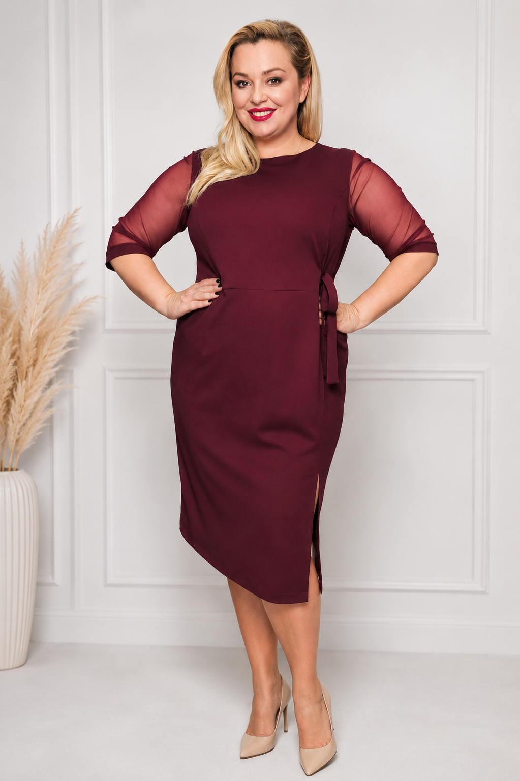 Sukienka plus size z rękawkami z siateczki LESA ( r. 44-52) 