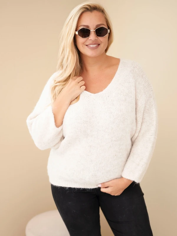 Sweter damski Plus Size z dekoltem V i wełną (r.46-50)