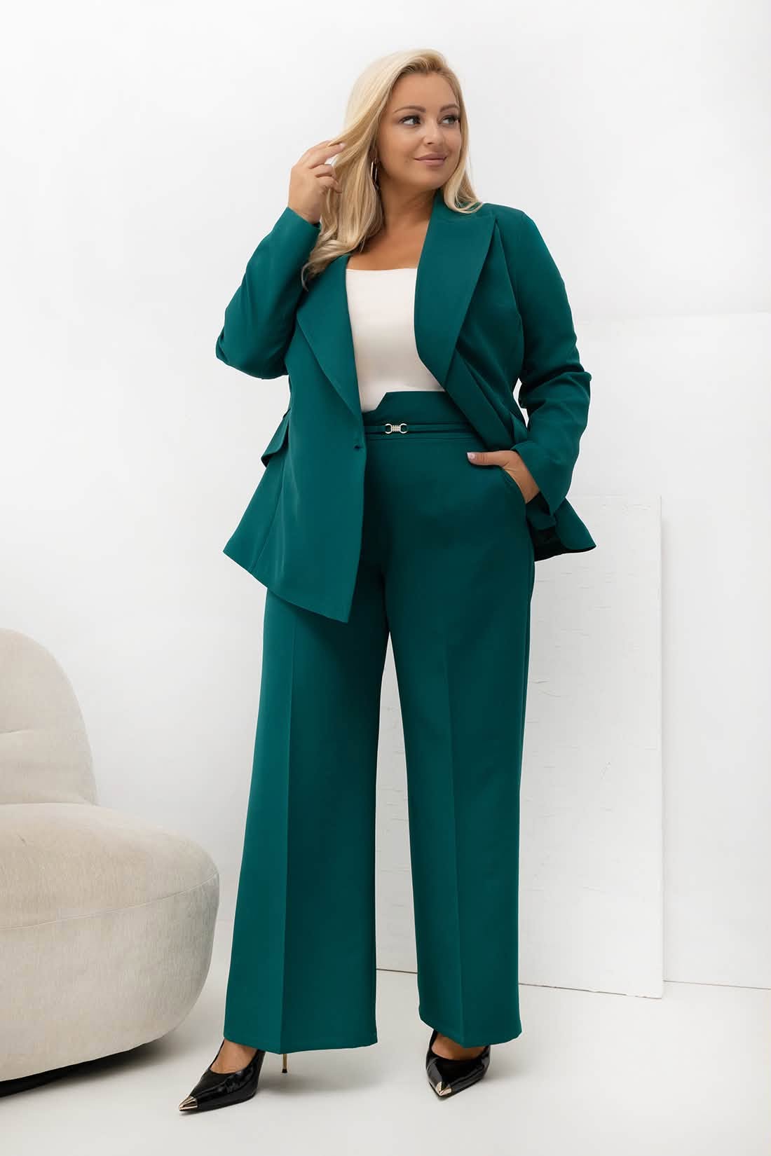 Garnitur plus size GOLDEN ROYAL  (r. 48-52)     