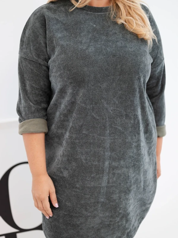 Sukienka damska Plus Size sztruksowa o luźnym kroju ( r. 46-50)       