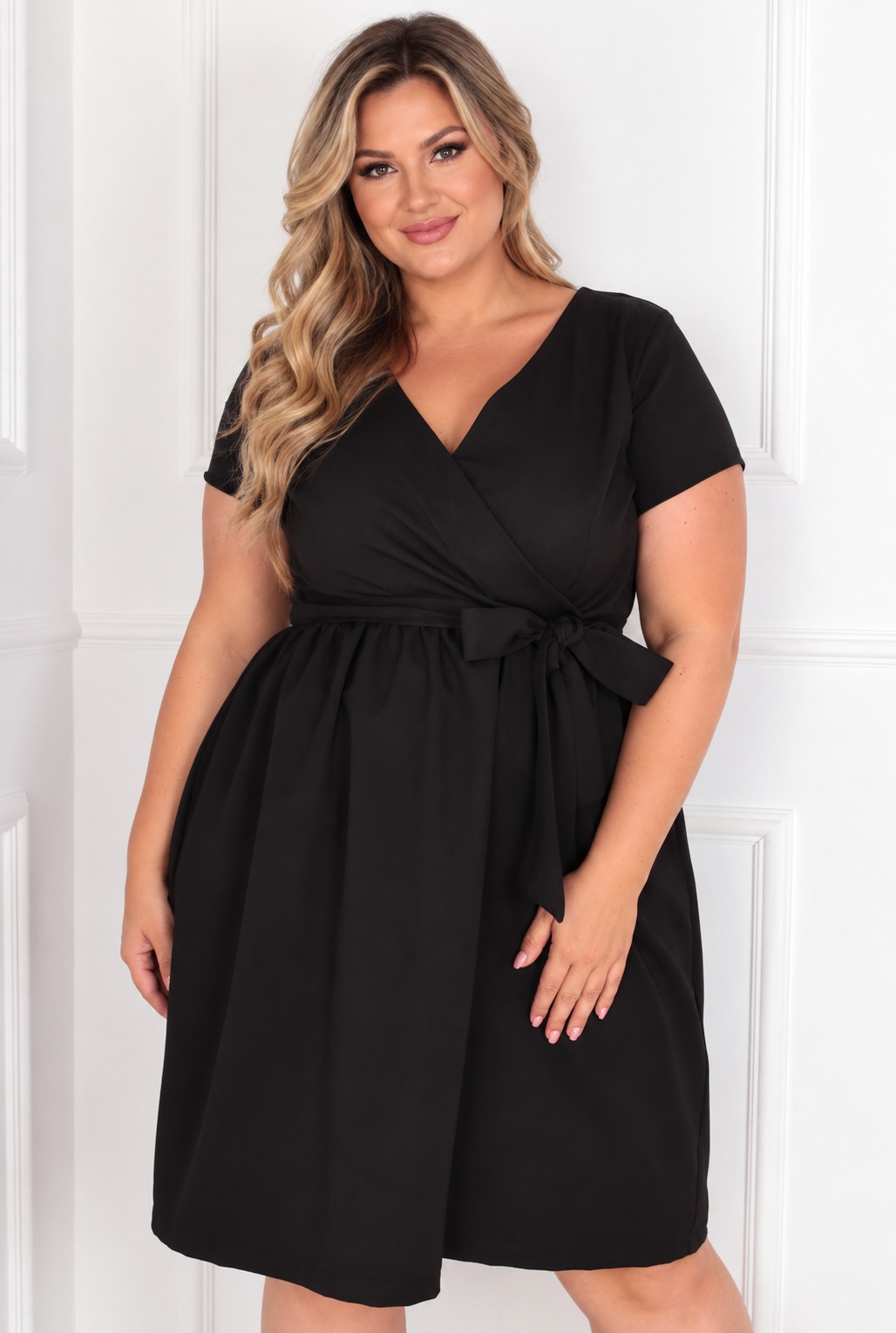 Sukienka plus size wiązana w talii  COCO ( r. 44-52) 