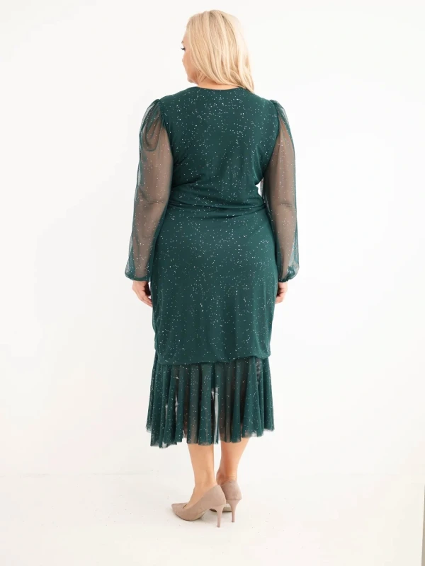 Elegancka sukienka Plus Size midi z marszczeniem i błyszczącymi aplikacjami – rozmiary 44–48