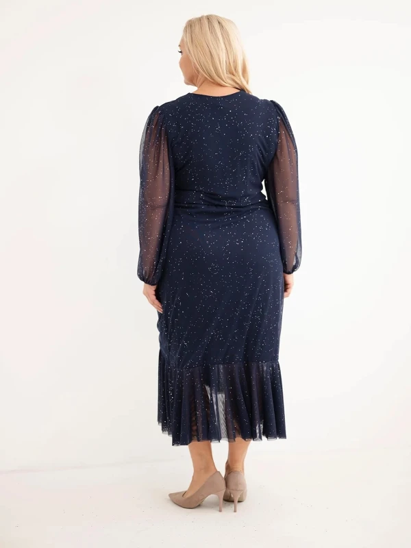 Elegancka sukienka Plus Size midi z marszczeniem i błyszczącymi aplikacjami – rozmiary 44–48  