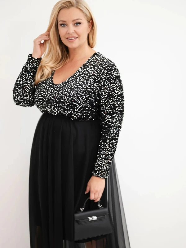 Elegancka sukienka maxi Plus Size z cekinową górą i tiulowym dołem – rozmiar 44–48 