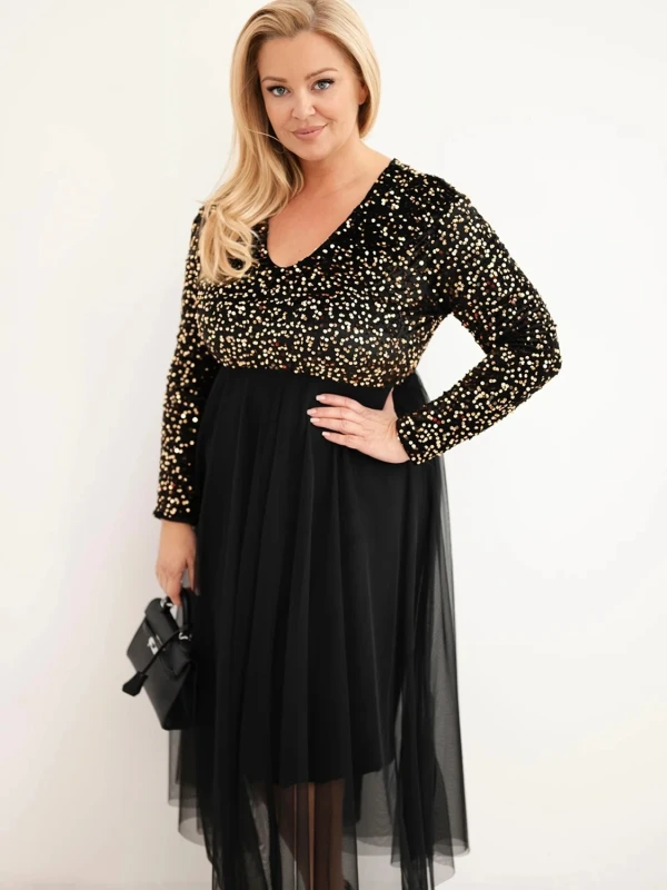 Elegancka sukienka maxi Plus Size z cekinową górą i tiulowym dołem – rozmiar 44–48 