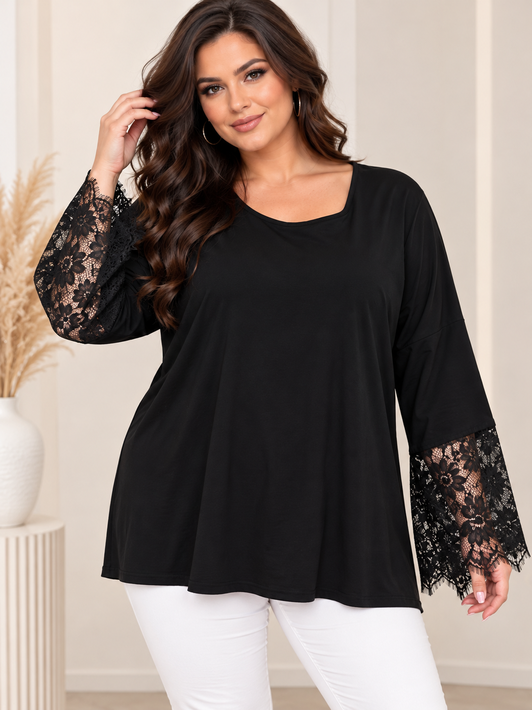 Bluzka damska Plus Size Amelia – elegancka bluzka z koronkowymi rękawami ( r. 50-54)